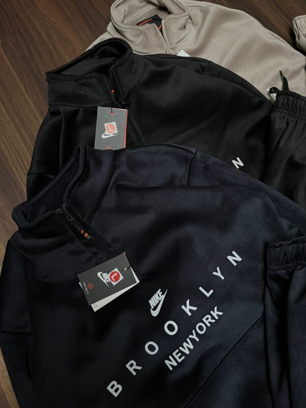 NIKE BROOKLYN NEW YORK PURE VELVET FABRIC HALF ZIPPER - Image 9