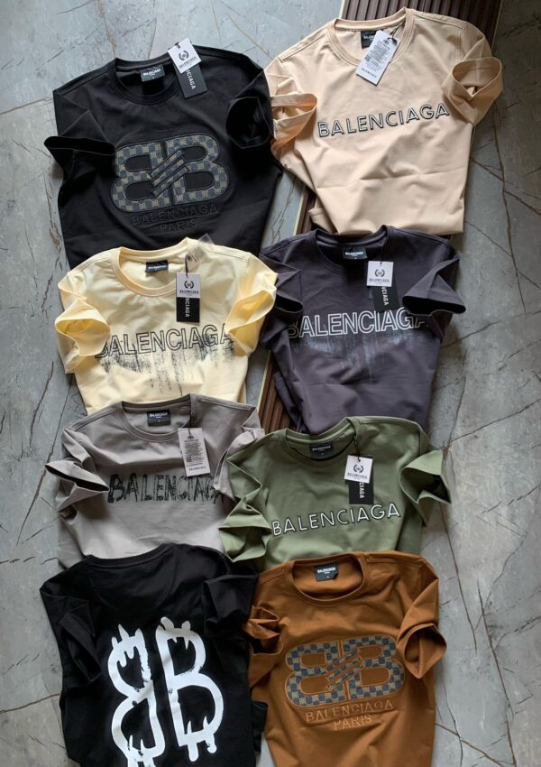 FIRST COPY BALENCIAGA VERY PREMIUM HEAVY GSM COTTON LYCRA ROUND NECKS - Image 8