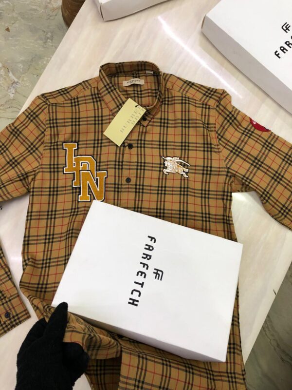 FIRST COPY Burberry Imported Store Article - Image 5