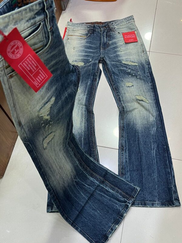 FIRST COPY Diesel Store Article – Bootcut Fit in Rugged Slub Fabric - Image 4