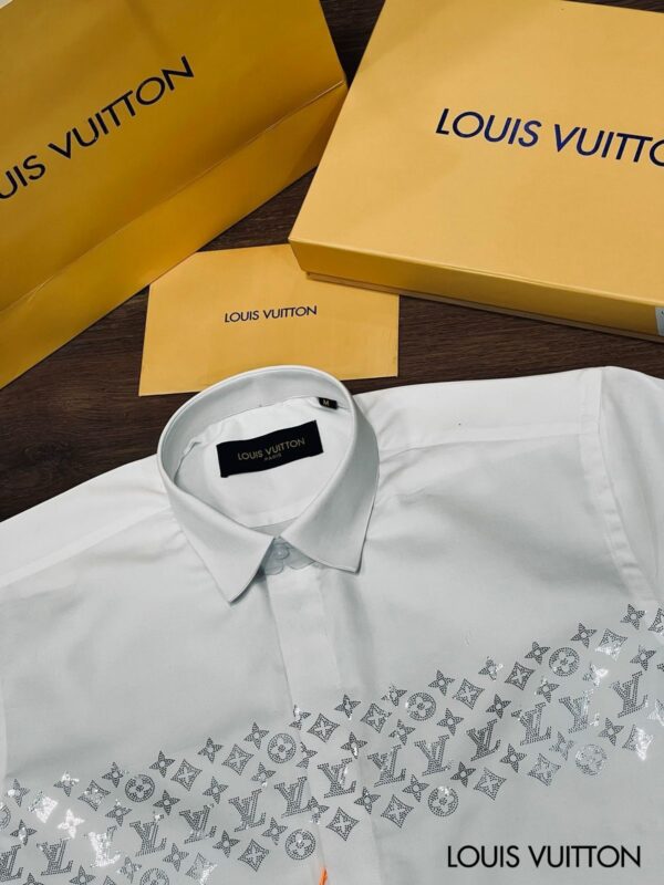 FIRST COPY Louis Vuitton Store Article Shirts - Image 3