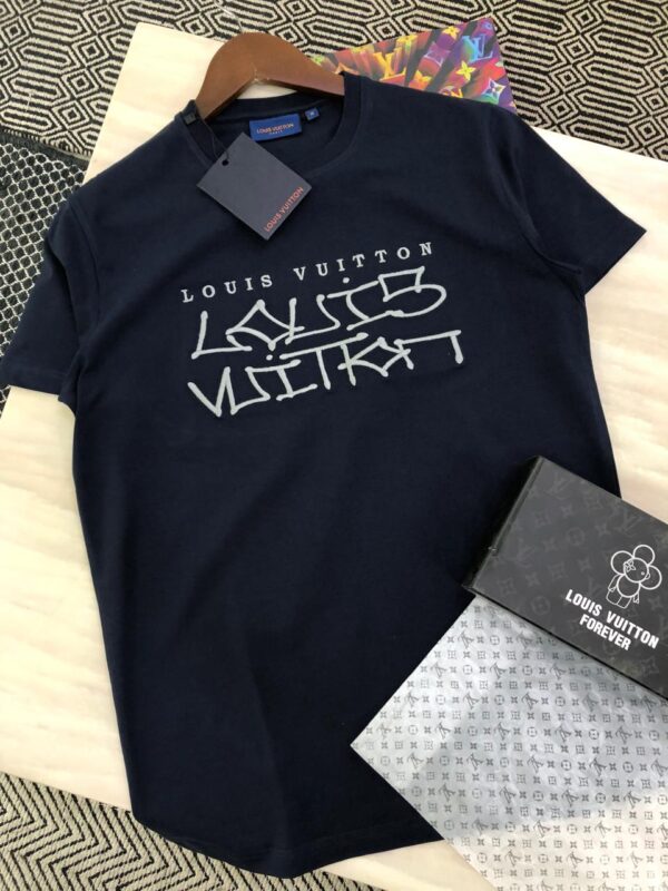 FIRST COPY LOUIS VUITTON VERY PREMIUM COTTON LYCRA CREW NECK - Image 8
