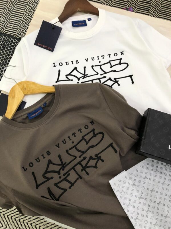 FIRST COPY LOUIS VUITTON VERY PREMIUM COTTON LYCRA CREW NECK - Image 9