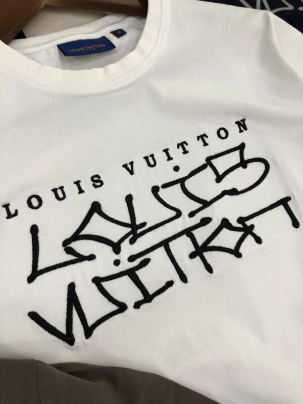FIRST COPY LOUIS VUITTON VERY PREMIUM COTTON LYCRA CREW NECK - Image 11