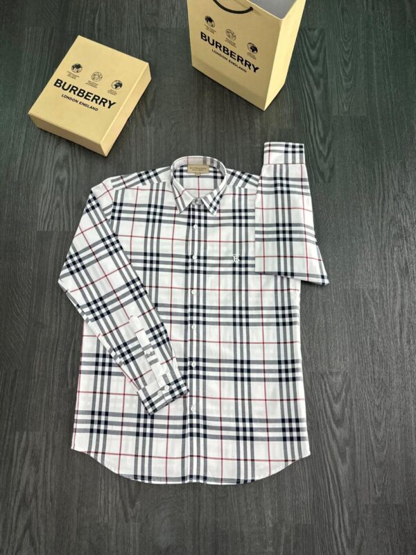 FIRST COPY Burberry Checks Store Article - Image 10