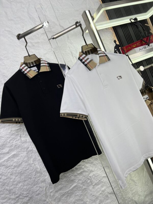 FIRST COPY Burberry Collar T-Shirt - Image 4