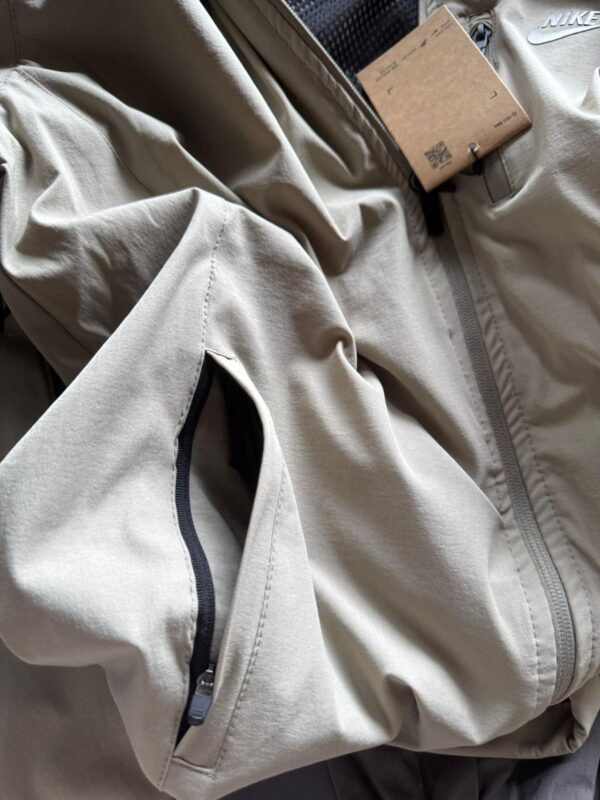 FIRST COPY Nike Premium Quality Imported Windcheater - Image 8