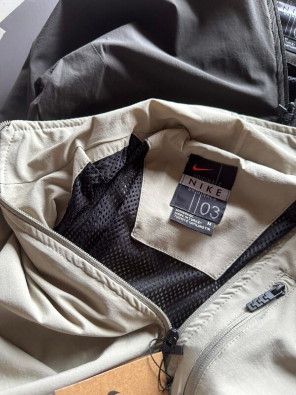 FIRST COPY Nike Premium Quality Imported Windcheater - Image 9