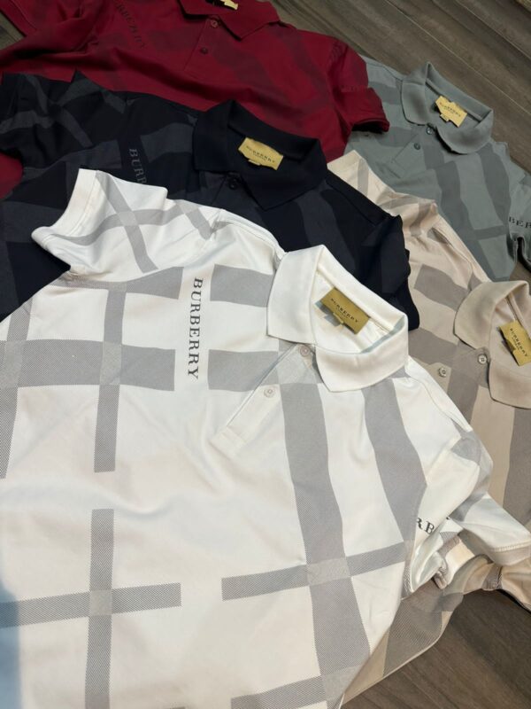 First Copy Burberry Exclusive Cotton Lycra Collar T-Shirt - Image 2