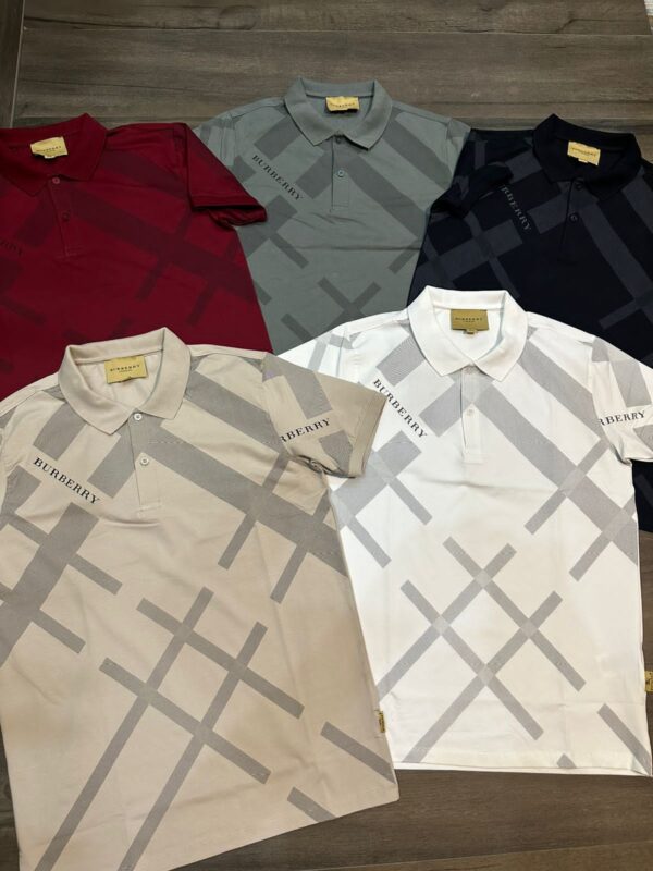 First Copy Burberry Exclusive Cotton Lycra Collar T-Shirt - Image 3