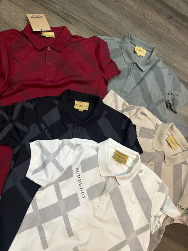 First Copy Burberry Exclusive Cotton Lycra Collar T-Shirt