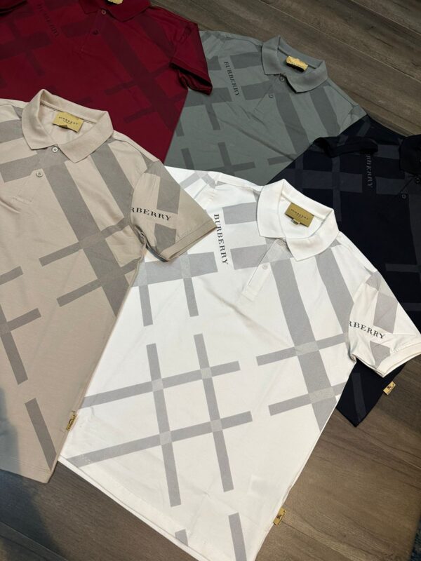 First Copy Burberry Exclusive Cotton Lycra Collar T-Shirt - Image 4