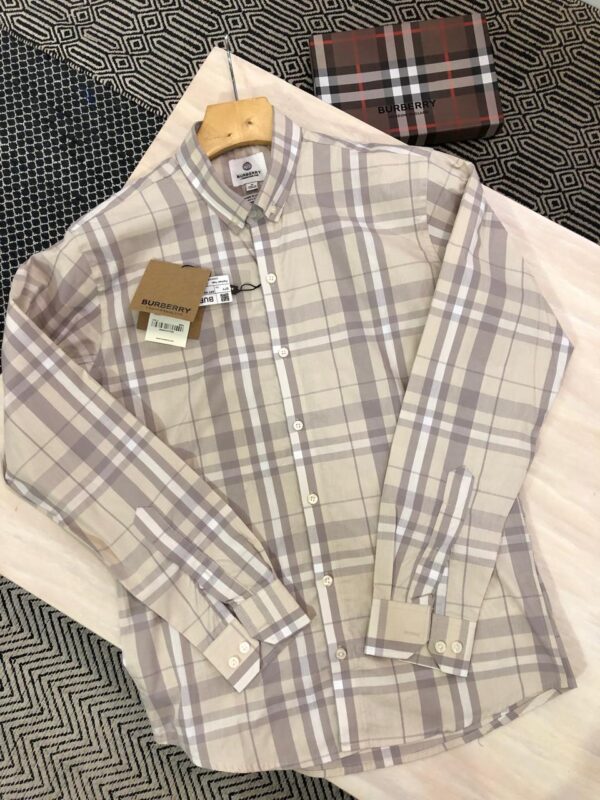 First Copy Burberry Exclusive Cotton Shirts – Luxury British Style, Perfectly Replicated - Image 2