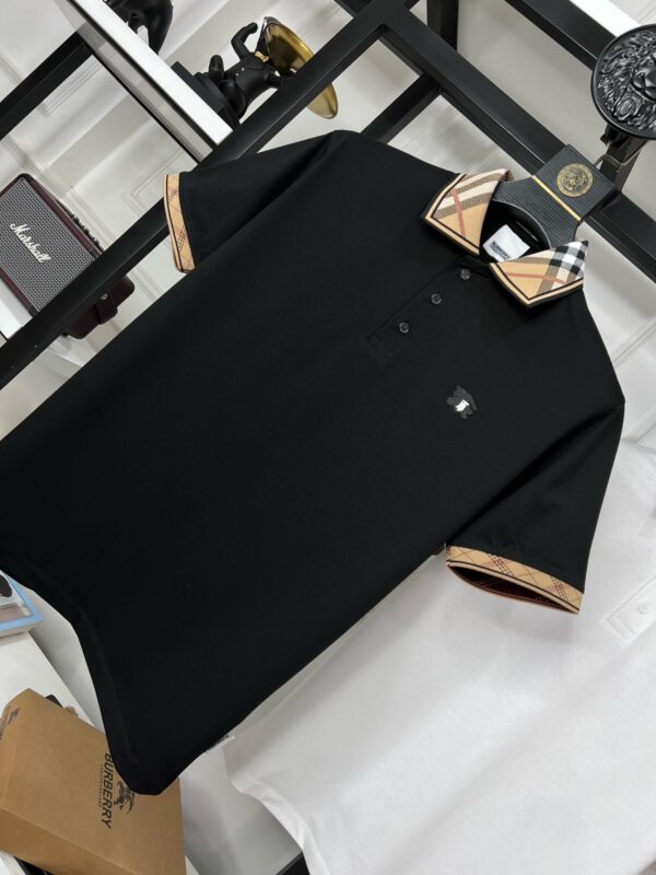 First Copy Burberry Very Premium Polo T-Shirt - Image 15