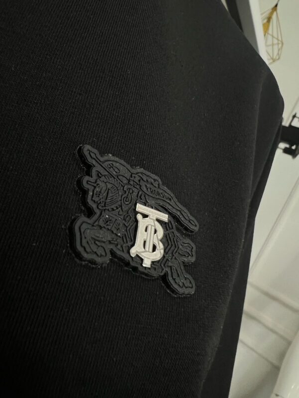 First Copy Burberry Very Premium Polo T-Shirt - Image 12