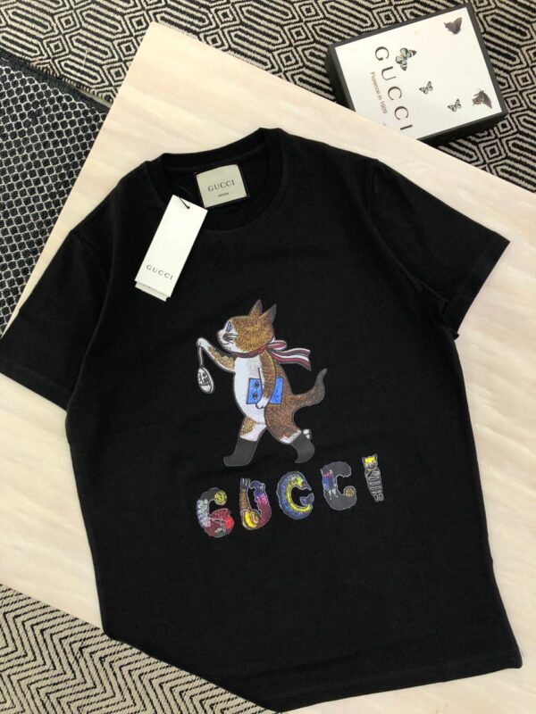 First Copy Gucci Very Premium Round Neck T-Shirts | Luxury Shipment Stock - Image 9