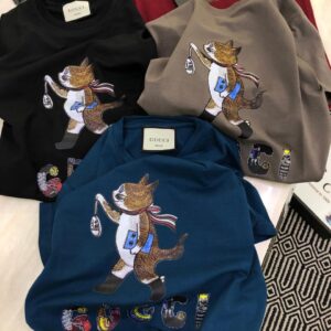 First Copy Gucci Very Premium Round Neck T-Shirts | Luxury Shipment Stock