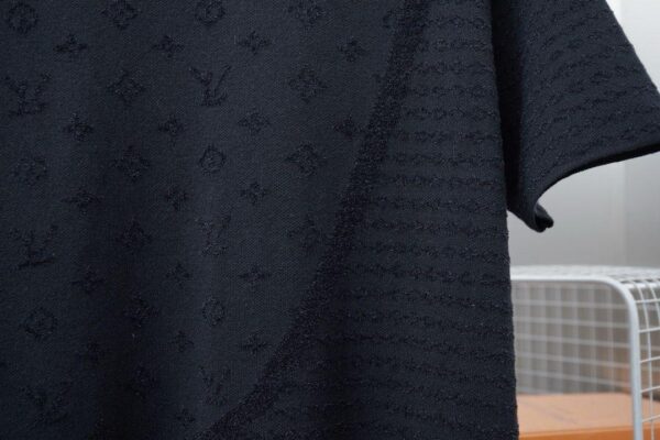First Copy Louis Vuitton Knit Sweater | Premium Luxury ORG Knitwear - Image 4