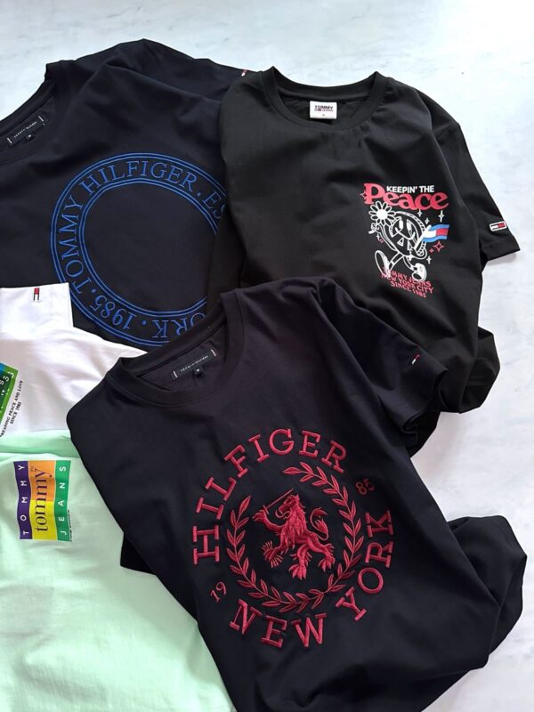 First Copy Tommy Hilfiger Exclusive Crew Neck T-Shirt - Image 9