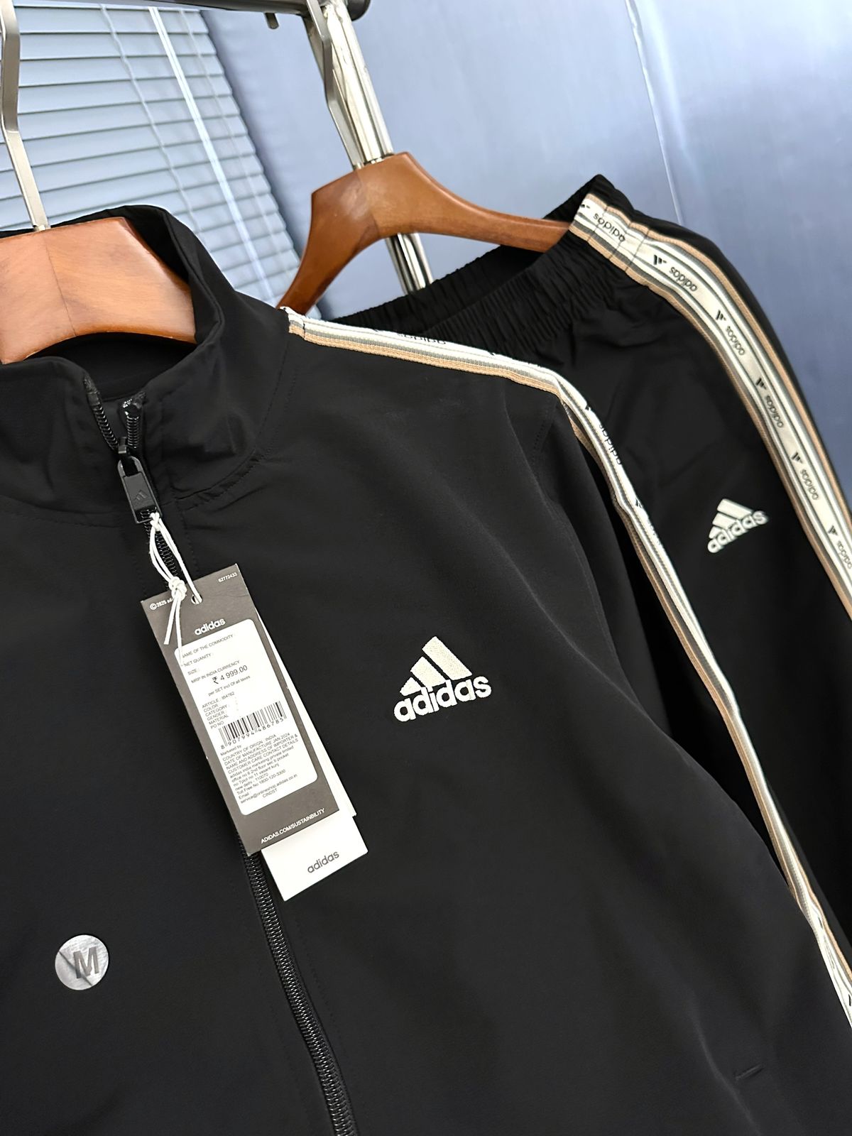 ADIDAS ORIGINAL STORE ARTICLE TRACK SET - Image 8