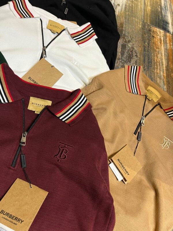 First Copy Burberry Exclusive Half Zip Knitted Sweater for Men - Image 12