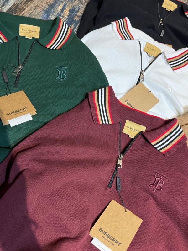 First Copy Burberry Exclusive Half Zip Knitted Sweater for Men - Image 15