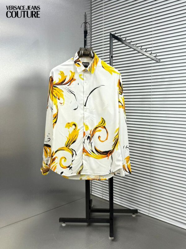 First Copy Versace Premium Original 2025 Shirts for Men - Image 6