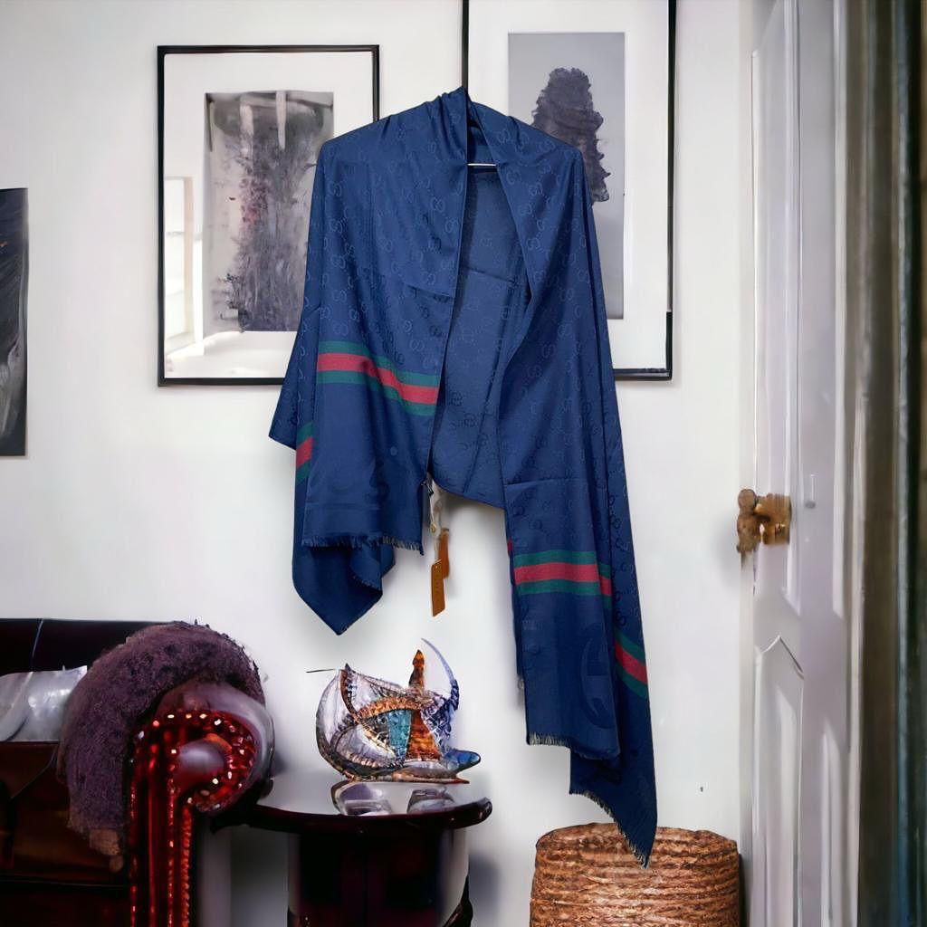 FIRST COPY GUCCI SEMI WINTER STOLES - Image 3